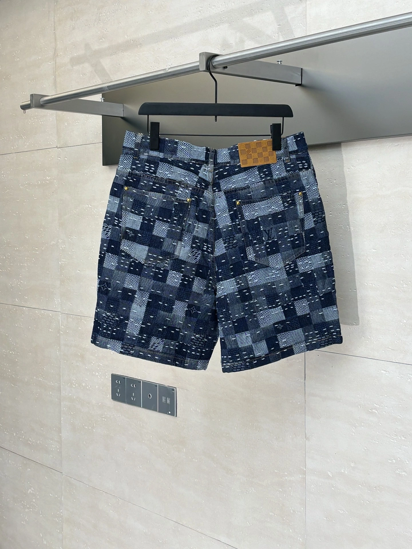 wg.luxury- 8V Nigo item:E-F363G2631